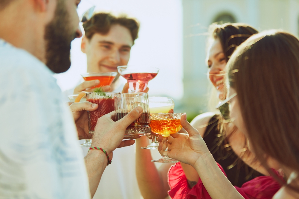 How Alcohol and Tobacco Use Affect Oral Health